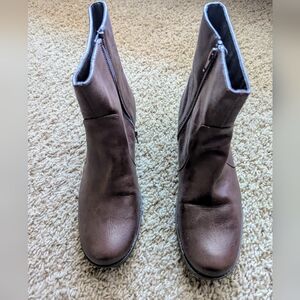 Aerosol Brown faux leather comfort ankle boots